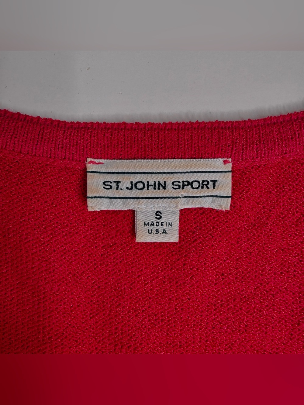 ST. JOHN Sport Santana Knit Red Shell Size Small Scoop Neck Sleeveless Tank - Picture 4 of 14